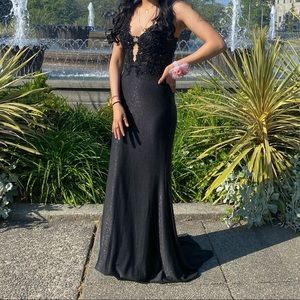 Prom dress size 4 (small) black